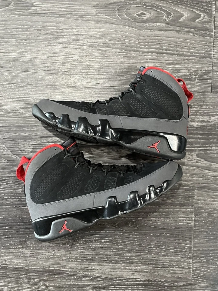 Air Jordan 9 Retro 'Carbón 2010' Foto 2 de 4