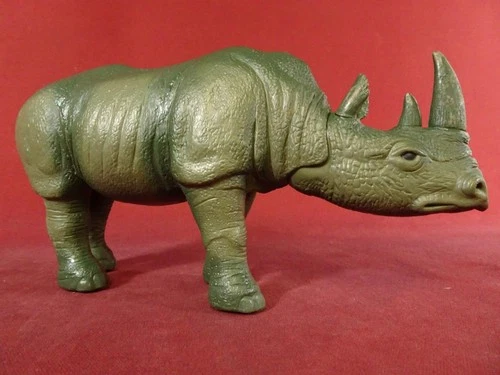 VINTAGE MARX SAFARI ADVENTURE RHINO ACTION FIGURE MOVEABLE HEAD ROLLING WHEELS