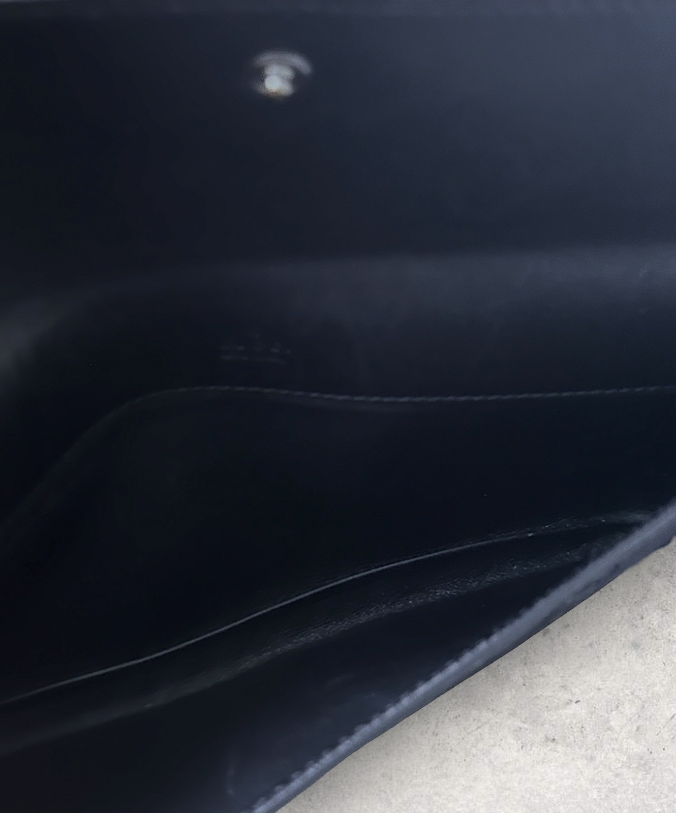 Gucci Monogram Leather Envelope Wallet - image 10