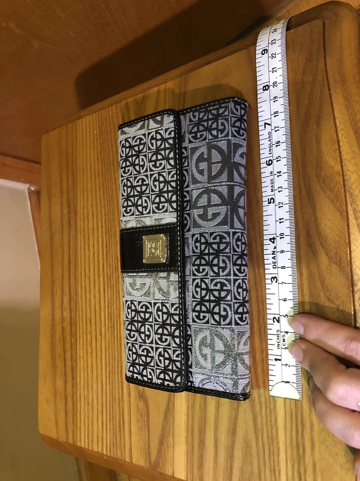 设计师 Giani Bernini 银色、黑色和灰色三折钱包 - 帆布和皮革 — 第 4/4 张图片