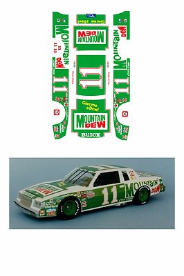 1:24 Scale Darrell Waltrip Diecast Sport & Touring Cars 1981 Buick