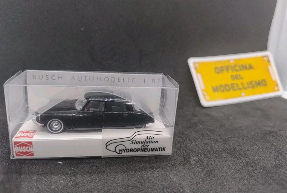 Busch  48003 Citroen DS 19 Nera  Modellauto 1:87 - Immagine 2 di 4