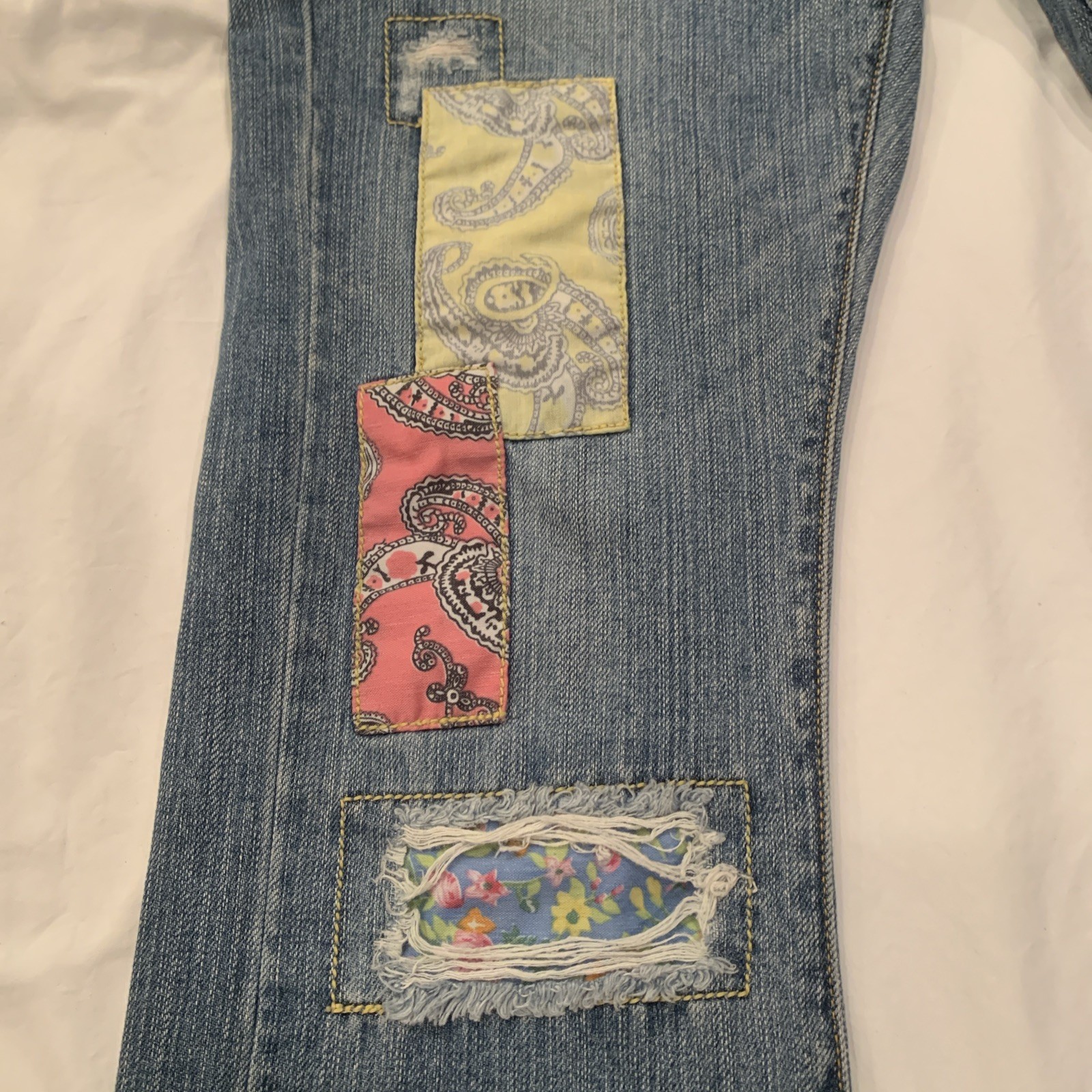 Levi S 513 Slouch BootCut Patchwork Mid Wash  Jea… - image 6