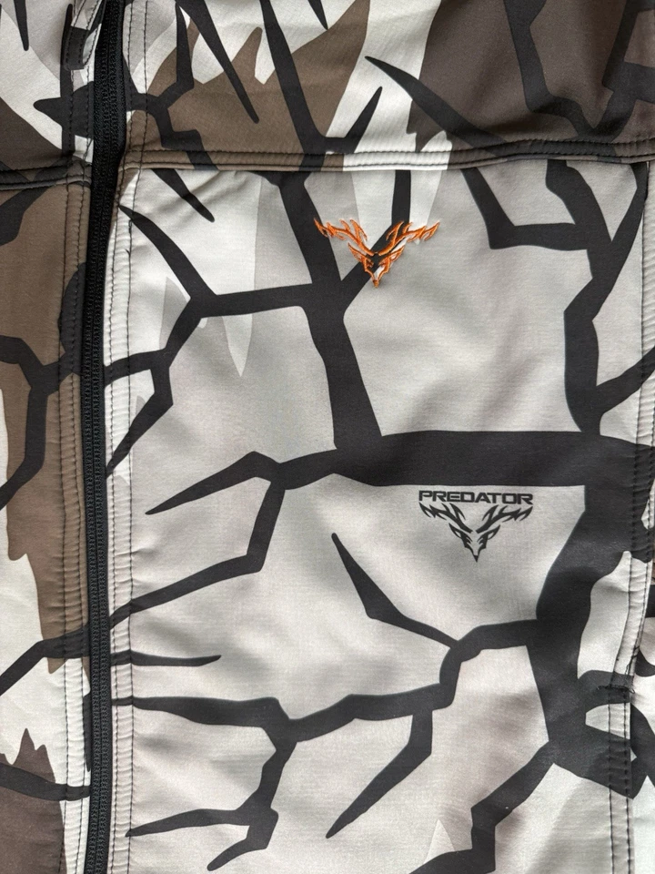 Predator Men’s Camo 4-Way Stretch Fabric Winter/Hunting Jacket Large - Image 3 of 4