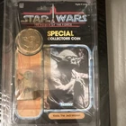 1984 Kenner Star Wars Power of the Force Yoda Jedi Master w/ Collector coin