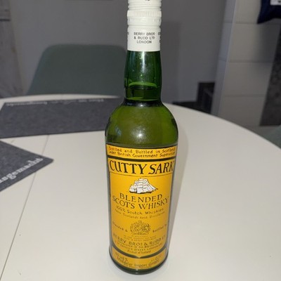 972/ Cutty Sark Scotch Whisky - Alte Abfüllung - 40% - 0,7 L