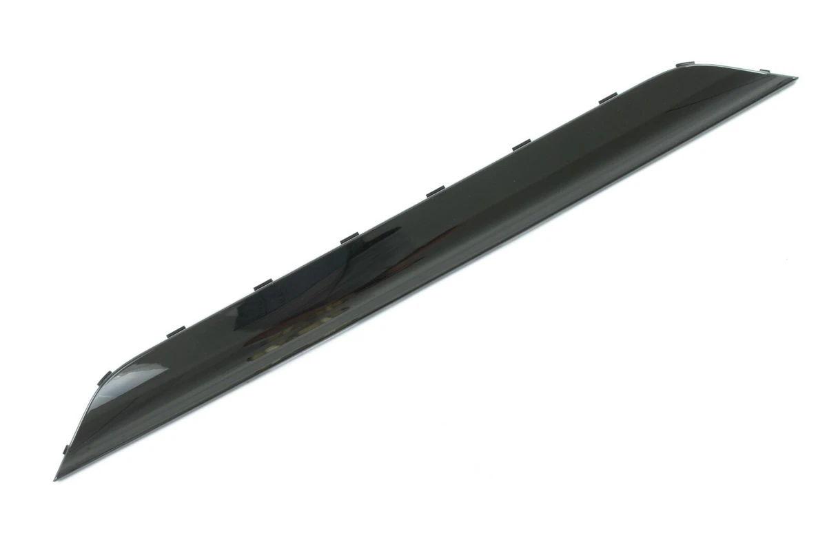 Original VW Passat ab2015 Blende Spoiler Stoßfänger hinten schwarz 