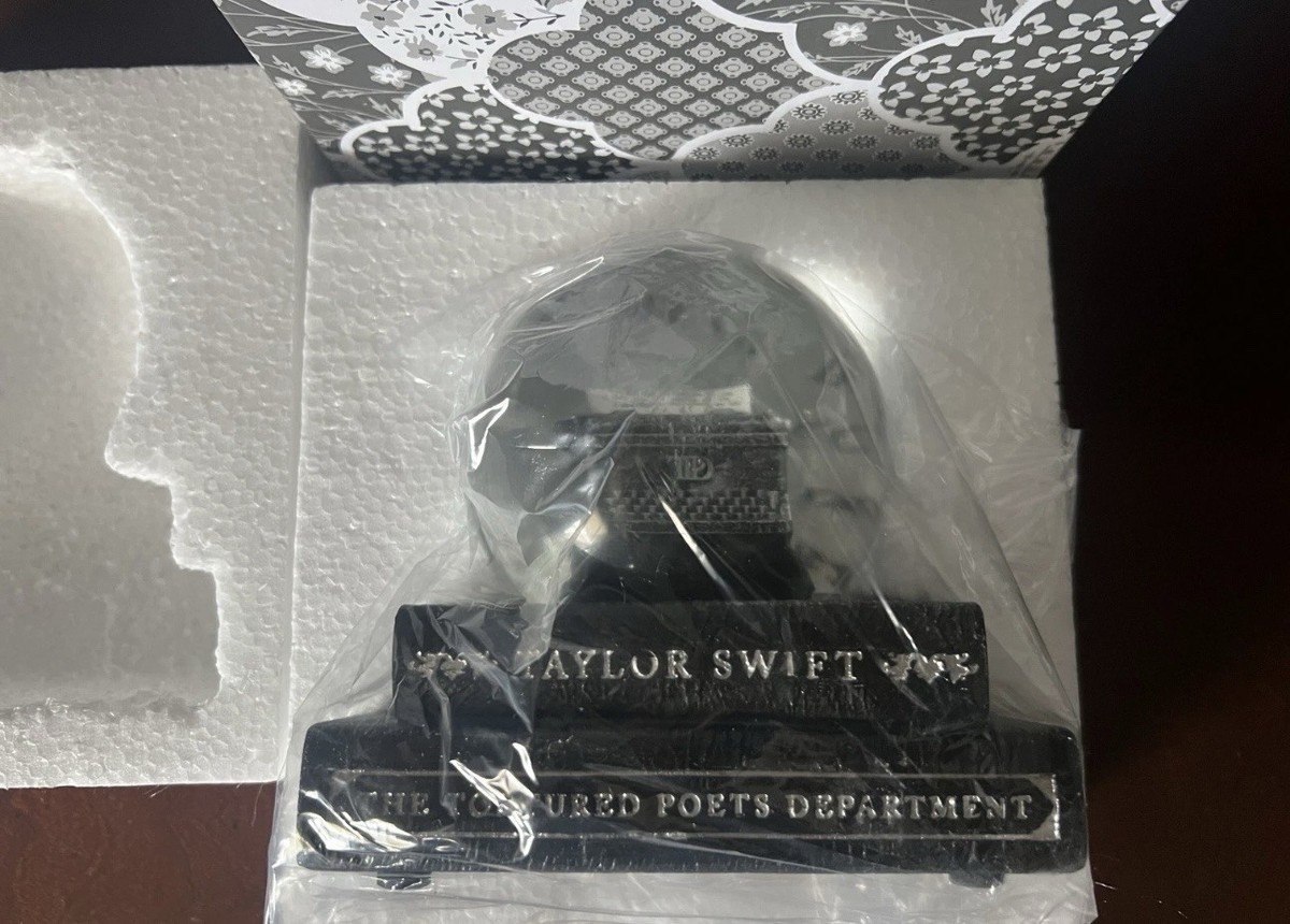 Taylor Swift TTPD Snow Globe The Tortured Poets Department