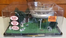 MENARDS GOLD LINE COLLECTION LIMITED EDITION "U.F.O." O-GUAGE BUILDING #279-4439