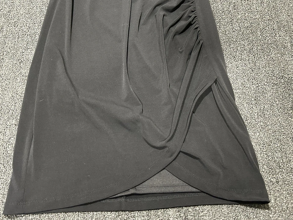 Vestido midi plisado brillante negro sin mangas GUESS para mujer 6 Foto 3 de 4