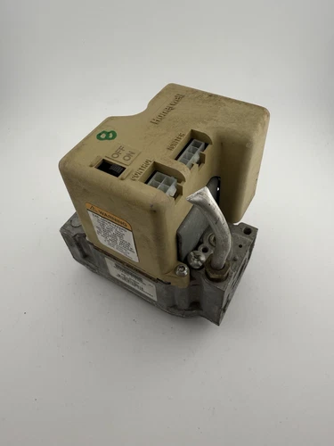 Honeywell SV9502H2704 Furnace Gas Smart Valve 44479-001  24V 50/60 Hz  (G10#8)