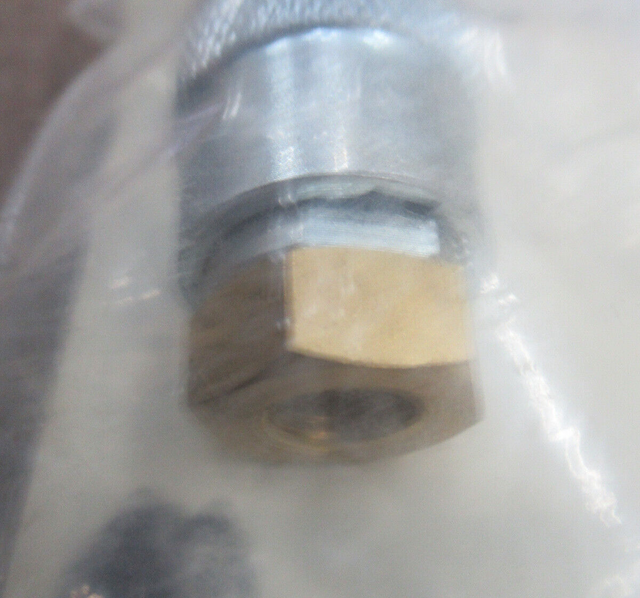 NAPA 90534 Large Bore Cilp on Air Line Chuck 1/4" FNPT Female Thread