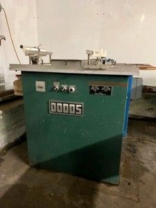 DODDS GP-26 DOVETAIL DRAWER GLUER
