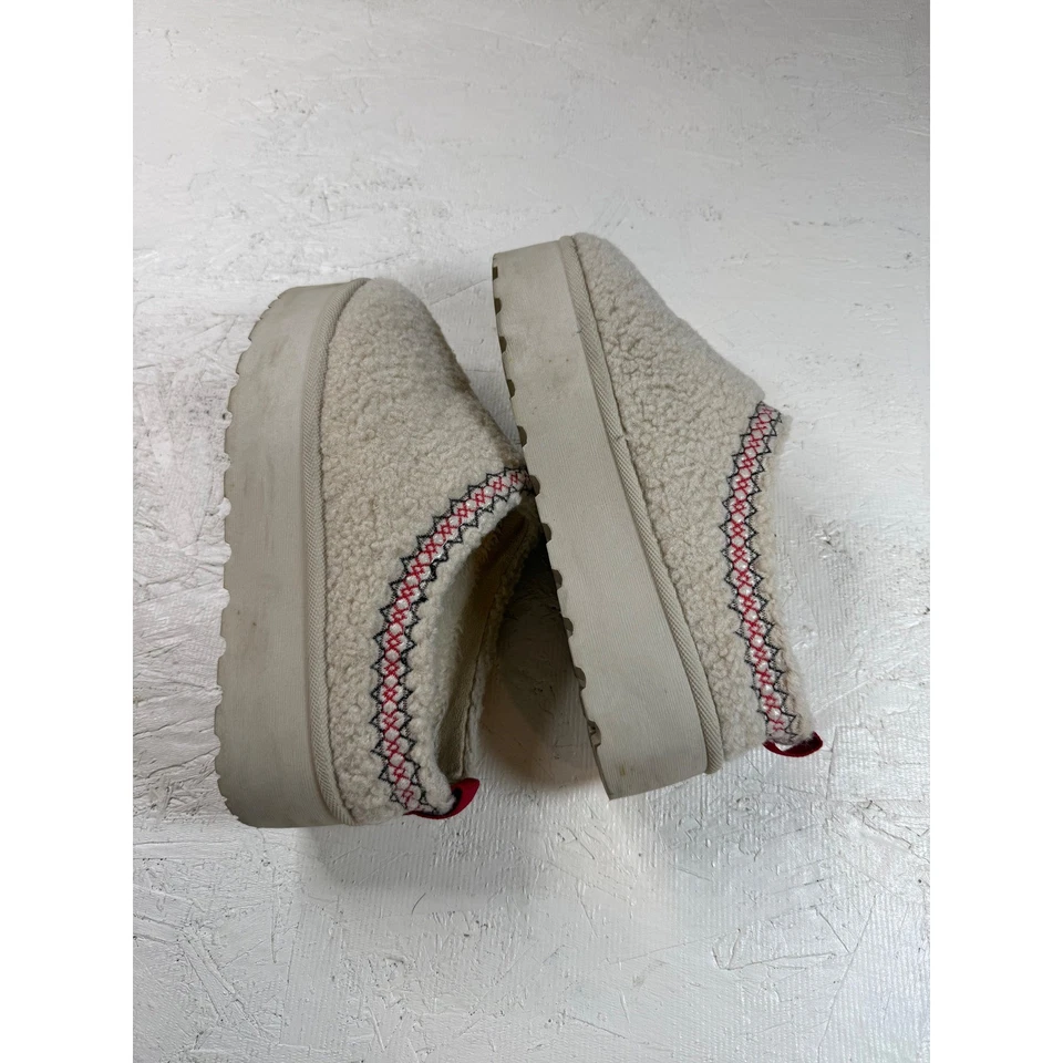 Acogedoras pantuflas Sherpa para mujer talla 8 plataforma ribete nórdico tirar lengüeta mulas Foto 3 de 4