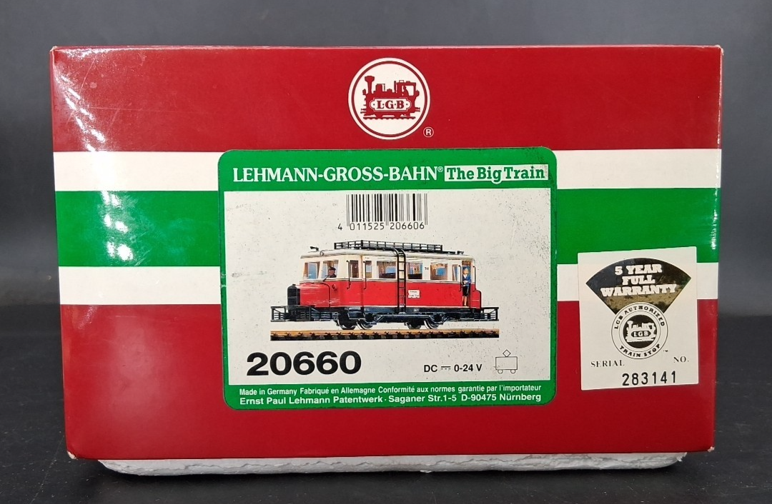 LGB 20660 G Gauge Powered Diesel Railbus Locomotive T41 with Box