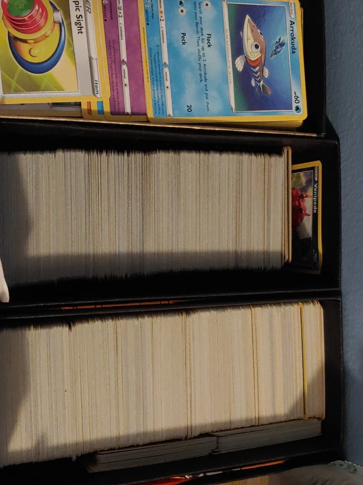 HUGE Mystery Lot 100x Pokemon TCG Cards Assorted Vintage Base Set SWSH XY Old NM - Image 3 of 3