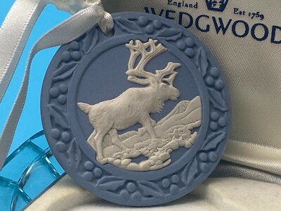 WEDGWOOD BLAU JASPERWARE HÄNGENDES ORNAMENT MEDAILLON IN SCHACHTEL WANDDEKO