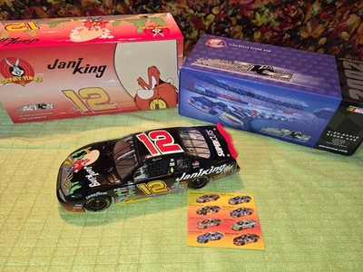 Action 1:24 Nascar Kerry Earnhardt #12 Looney Tunes 2002 Monte Carlo lim. OVP