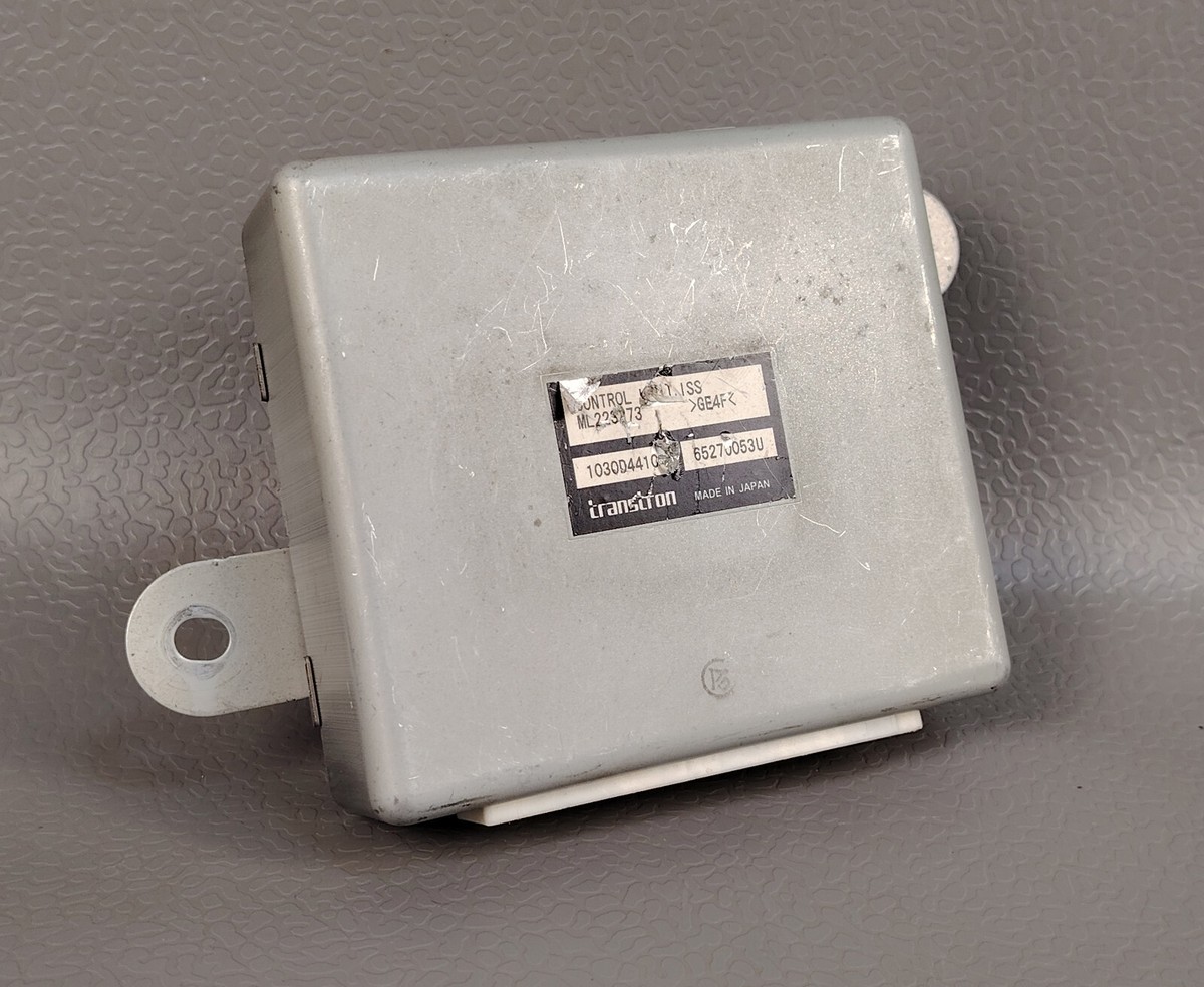 Mitsubishi MK845493 電源ユニット 三菱 電源ユニット R61P (24年製・割れ) | 保守部品.com