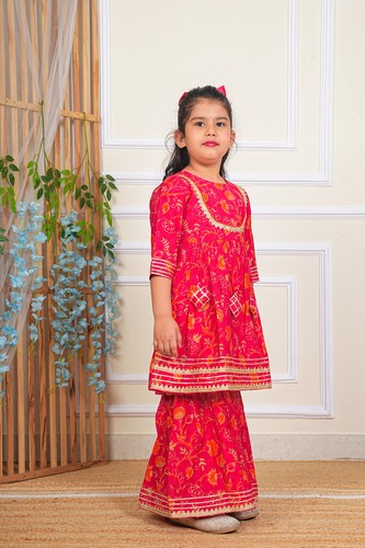 Indisch Pakistanisch Kinder Mädchen Baumwolle Blumendruck Gota Arbeit Kurti mit Sharara - Bild 4 von 9