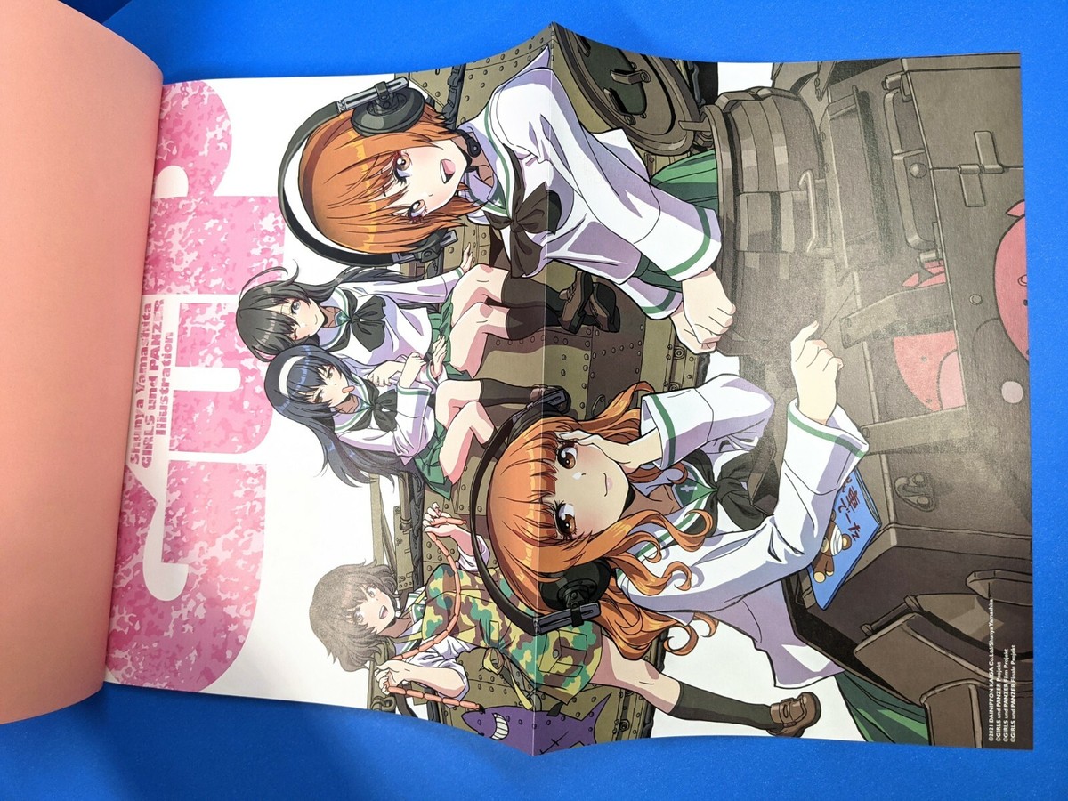 Girls und Panzer 2021 Art Book + Poster Shunya Yamashita