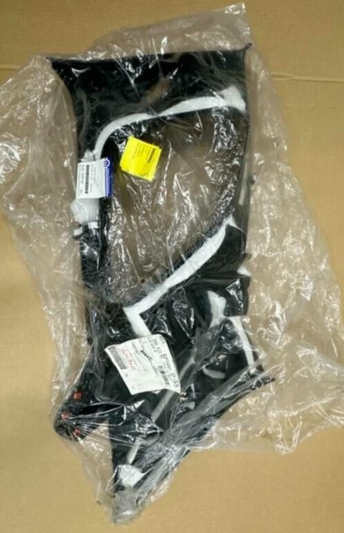 Panel de ajuste de cuarto de cuarto genuino Mopar 6LQ35DX9AH, izquierdo Jeep Cherokee 2019-2021 Foto 2 de 3