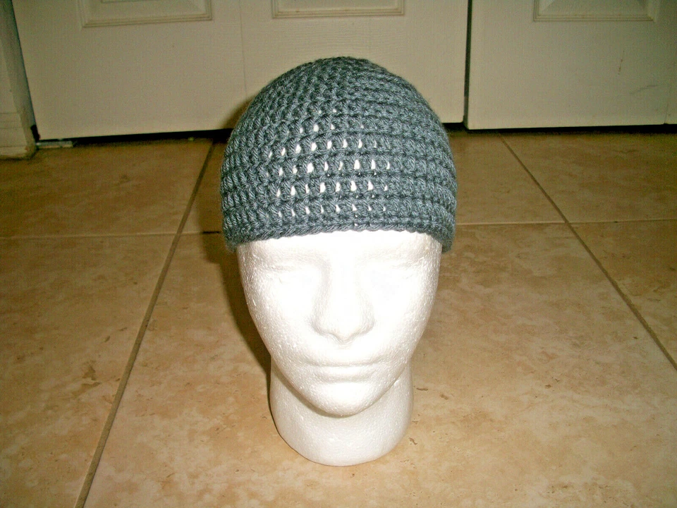 Adulto Hecho a Mano Crochet Musulmán GRIS Koofi Kufi Oración Gorra Sombrero Islam Gorro Topi Foto 2 de 4