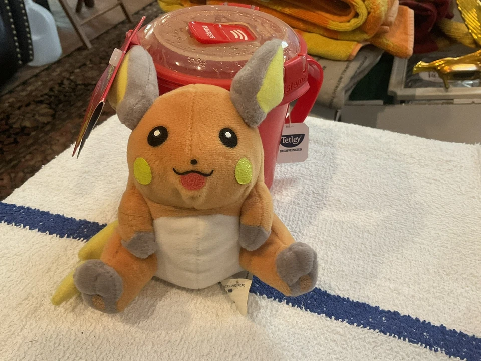 HASBRO 1999 PLUSH ONE MINT POKEMON RAICHU #26 5-1/2" - Image 2 of 4
