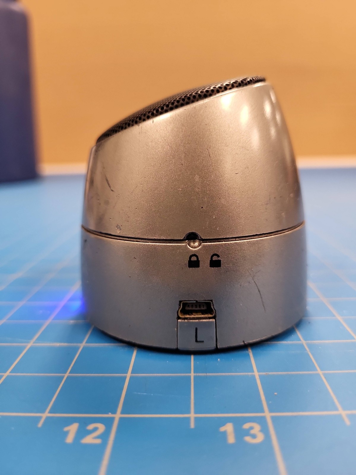 iHome Portable Speaker Silver Mini Travel Size Compact Audio Device 2.5" Tall