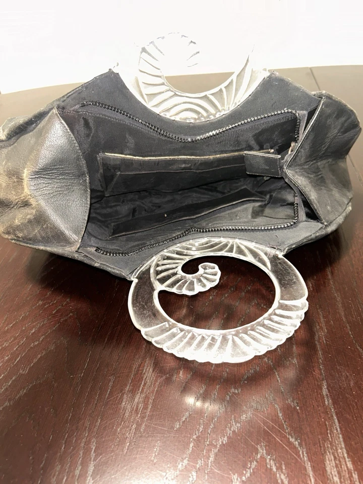 Cartera de cuero con asa Lucite única Foto 4 de 4