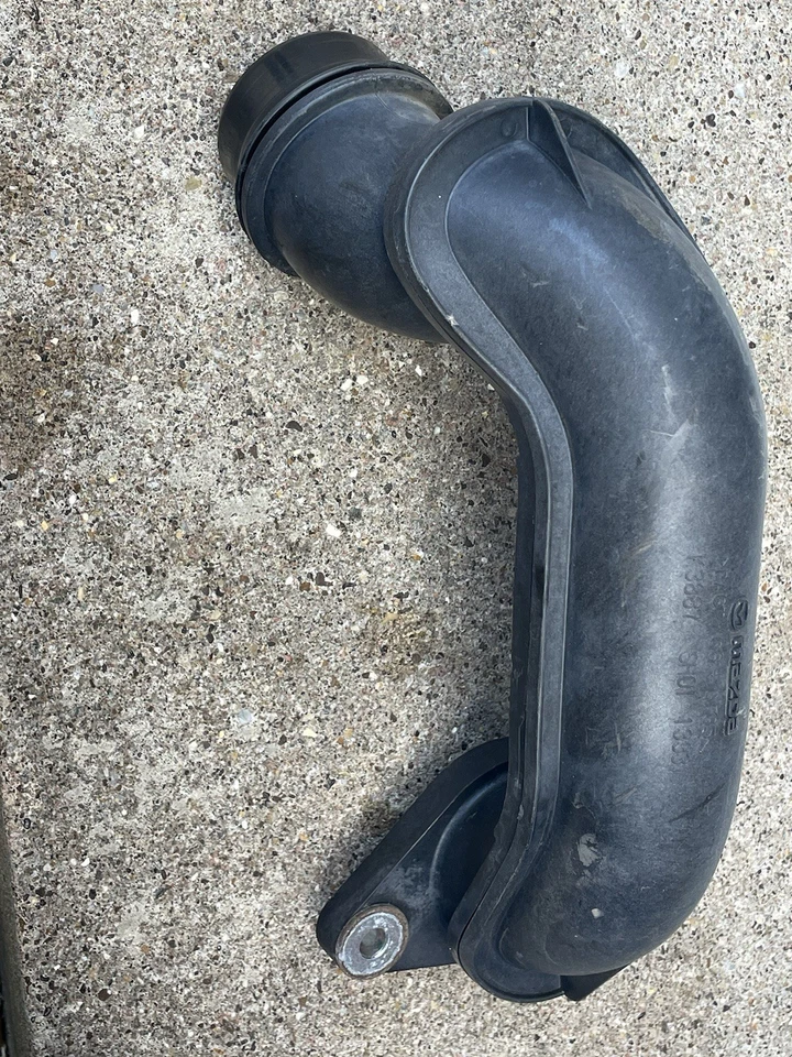 Mazda 3 6 cx3CX-5 2.2 Itercooler Hose Pipe SH0113331 Left Side 2013-2019 - Image 2 of 4