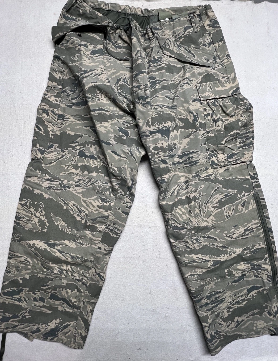 US Military Trousers All Purpose Environmental Camo Pants X Large Reg USAF Nylon