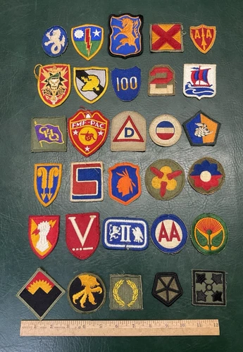 Lot of 30 WW2 & Post War & Vietnam Era U.S. Army Military Patches