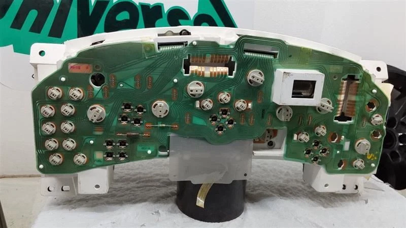 Cuadro de instrumentos velocímetro Oldsmobile Silhouette 1998 Foto 2 de 4