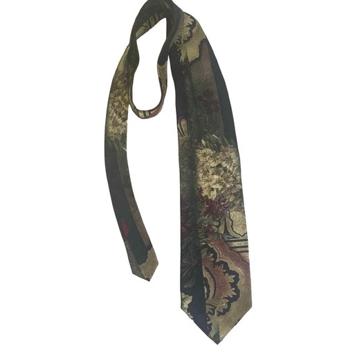 Fratelli Moda 100% Silk Handmade in Italy Floral Tie