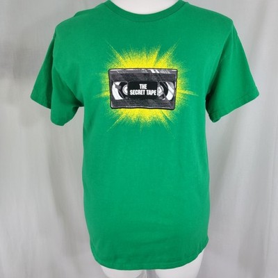 The Secret Tape Skateboard T-SHIRT Mens Size L Green VHS Cassette Graphic Skater