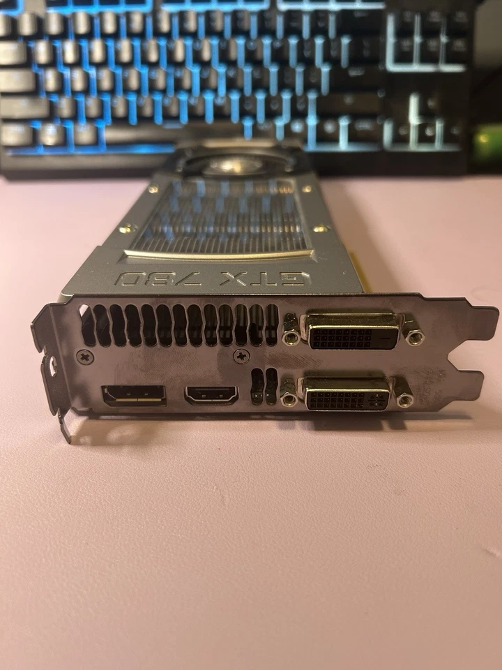 NVIDIA GeForce GTX 780 3GB GDDR5 Graphics Video Card 699-12083-0020-600 - Image 3 of 4