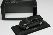 Minichamps 1/43 Lexus CT200h Grey