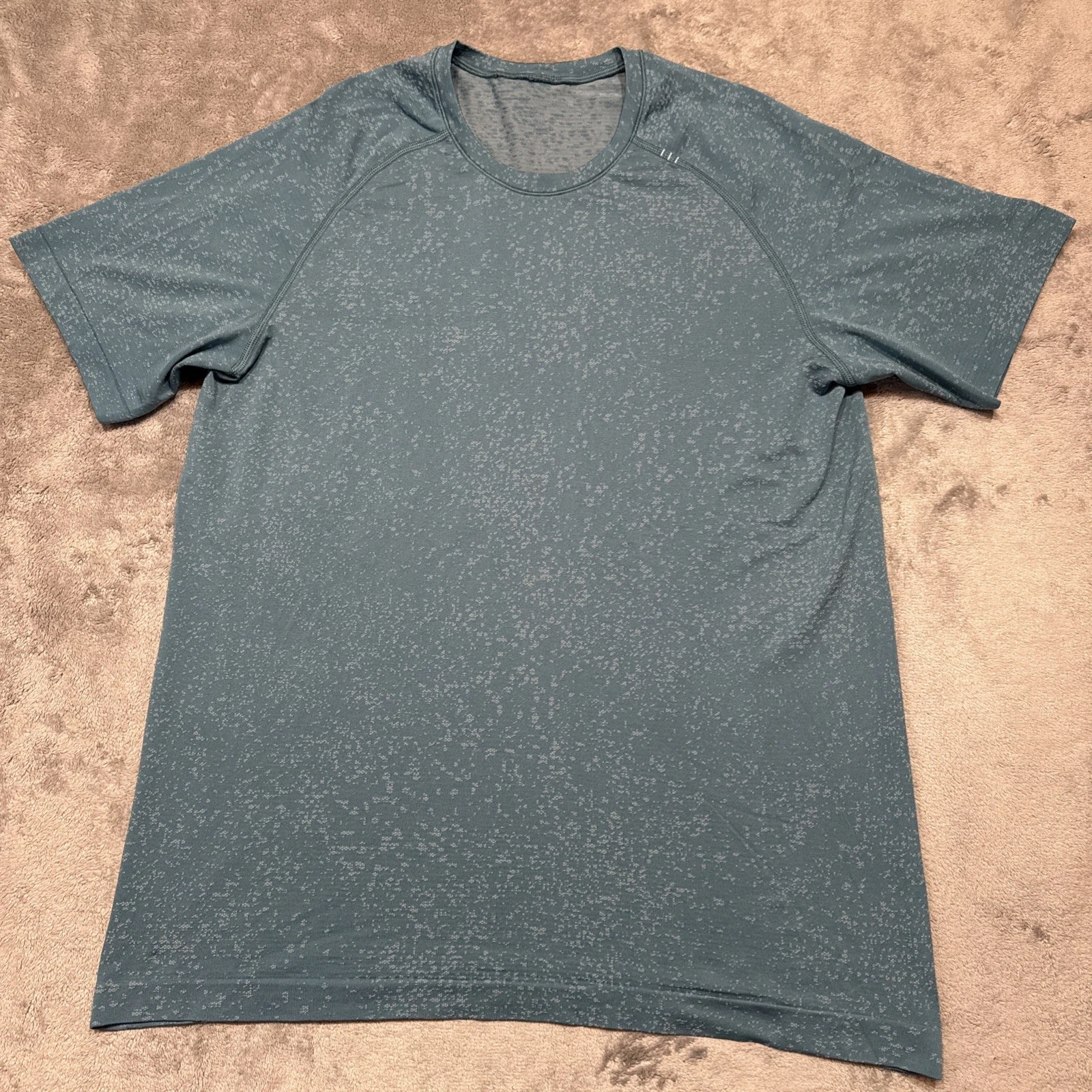 Lululemon Shirt Mens Large Blue Metal Vent Tech Training Casual Gym Workout