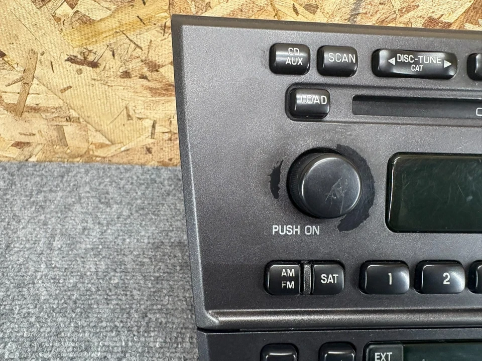 FORD THUNDERBIRD 2002-05 AM FM 6 DISCOS REPRODUCTOR DE CD TEMPERATURA CLIMATIZADOR OEM Foto 2 de 4