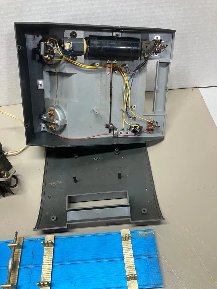 CONTROLADOR GABARITO CHASSI VINTAGE ORIGINAL ESCALA 1/32-1/24 DÉCADA DE 1960 KF DYNO & RUSSKIT - Imagem 4 de 4