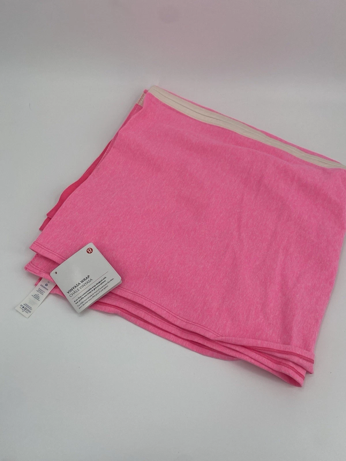 NWT Lululemon Vinyasa Wrap Infinity Scarf Hot Pink Buttons Reflective Logo
