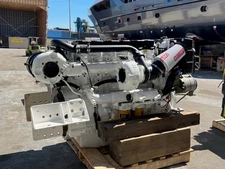 2 CAT C-18 Marine Yacht Engines, 2 2050 R2transmissions & 2 CAT 58 KW generators