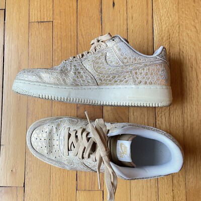 Size 11 - Nike Air Force 1  display picture 1