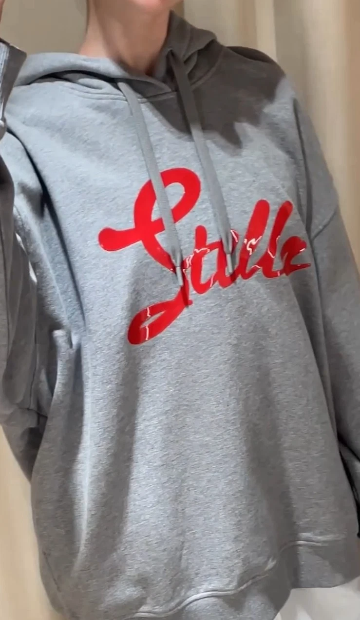 NWT Stella McCartney X H&M "Stella" Printed Cotton Hoodie Gray Melange/red S,M,L
Opens in a new wind