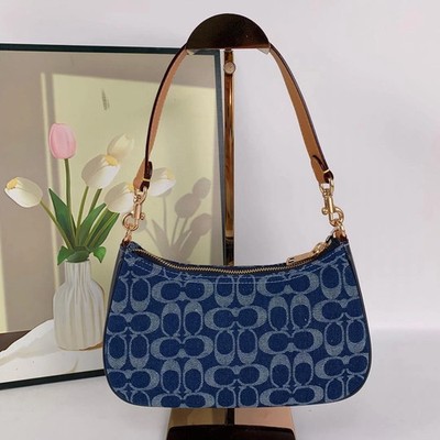 NWT Coach CAF82 Denim/Natural Teri Shoulder Bag Signature Denim