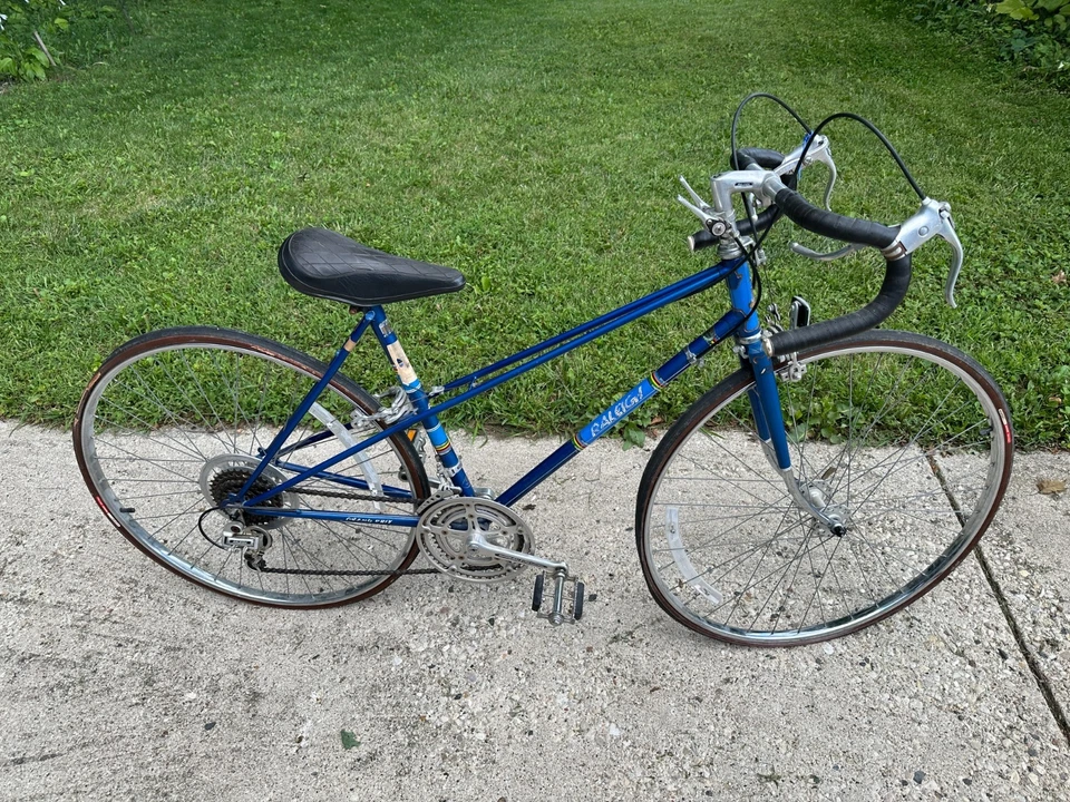 Bicicleta mixta Raleigh Grand Prix 10 velocidades finales de los 70 principios de los 80 hecha en Inglaterra Foto 2 de 4