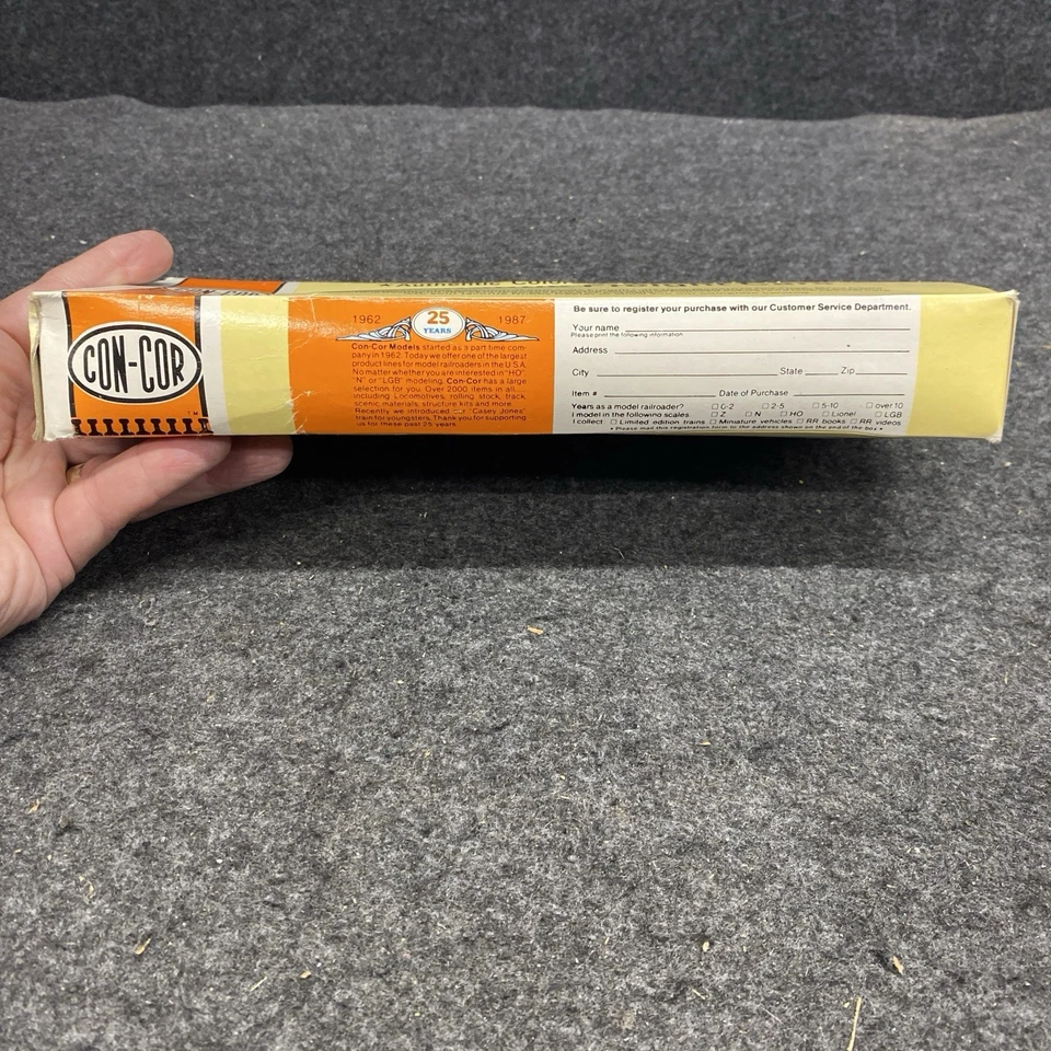 Con-Cor HO Scale PFE 57' Mechanical Reefer Kit #456511 Orange Used (CC101625-07) - Image 3 of 4