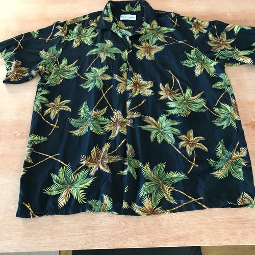 Bishop Street Hawaiian Shirt Men L Green Floral Button Up Pocket Short Sleeve