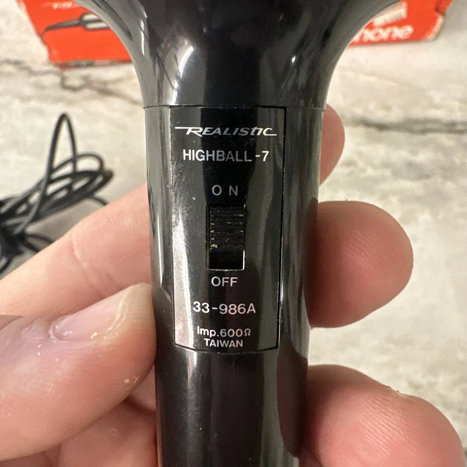 VINTAGE Realistic Highball-7 Dynamic Microphone in Original Box Model 33-986 - Image 4 of 4